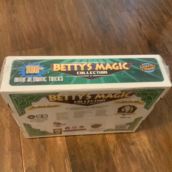 Kids Betty’s Magic Collection kit box, new TOY gift - Picture 5 of 6